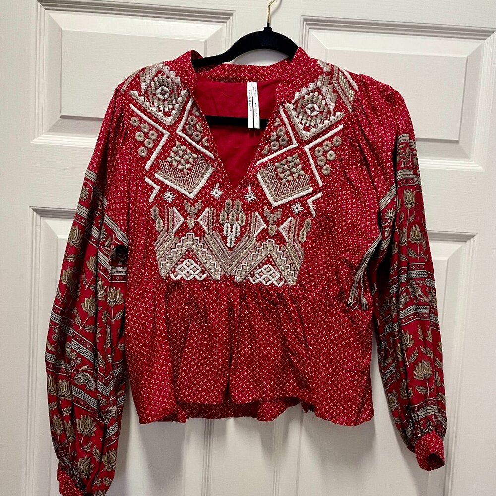 Anthropologie Embroidered Aztec shirt Size 8